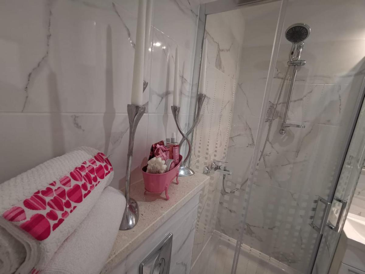 Apartmani Pina 2 Kaštela Exterior foto